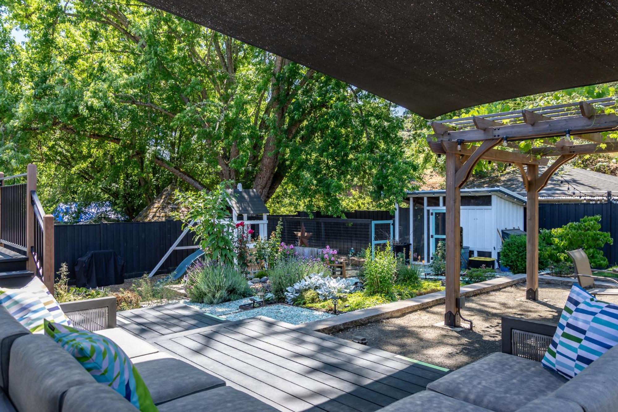 فندق Chic Rv Retreat, Stunning Yard In روزيبيورغ المظهر الخارجي الصورة