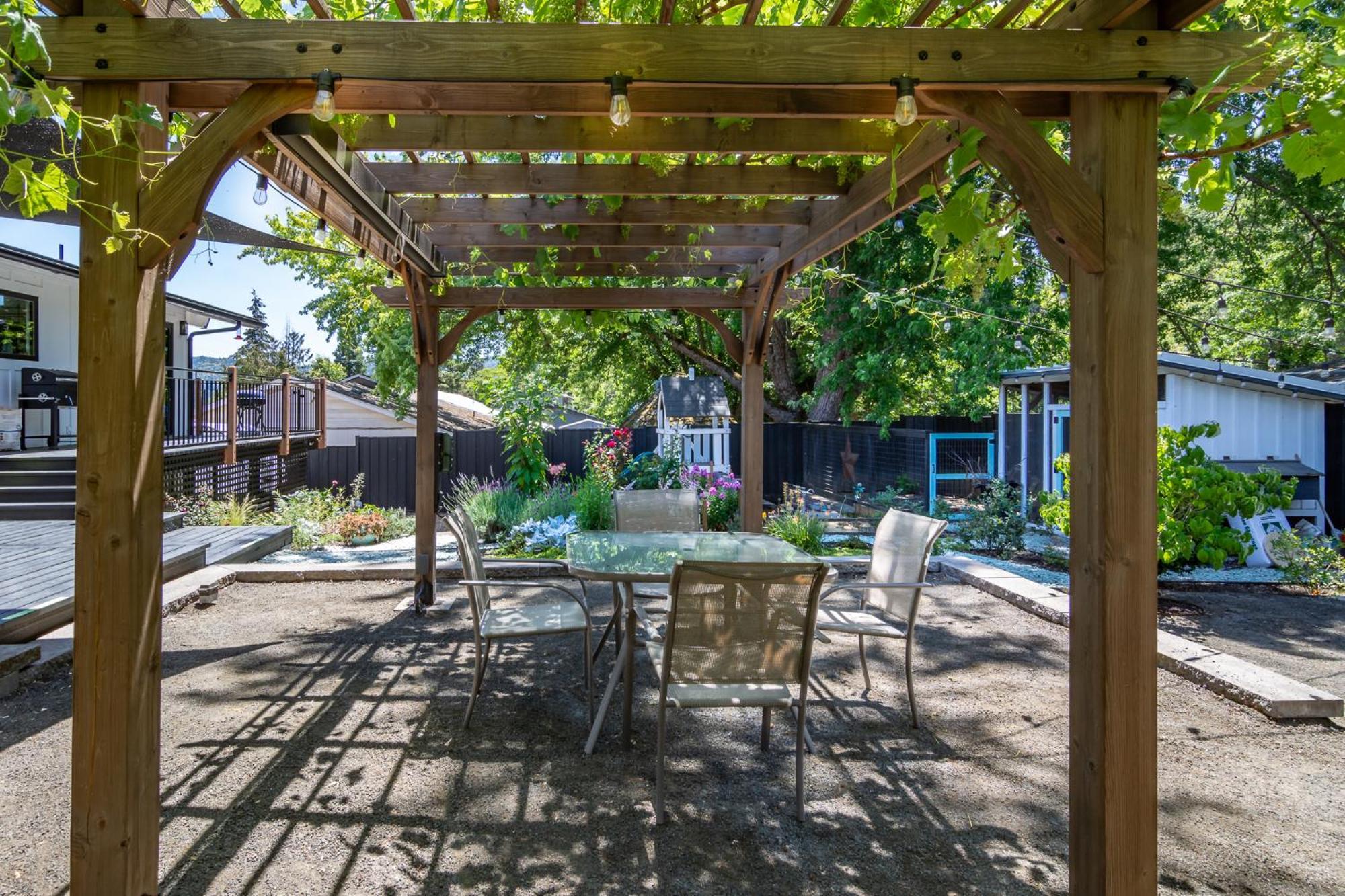 فندق Chic Rv Retreat, Stunning Yard In روزيبيورغ المظهر الخارجي الصورة